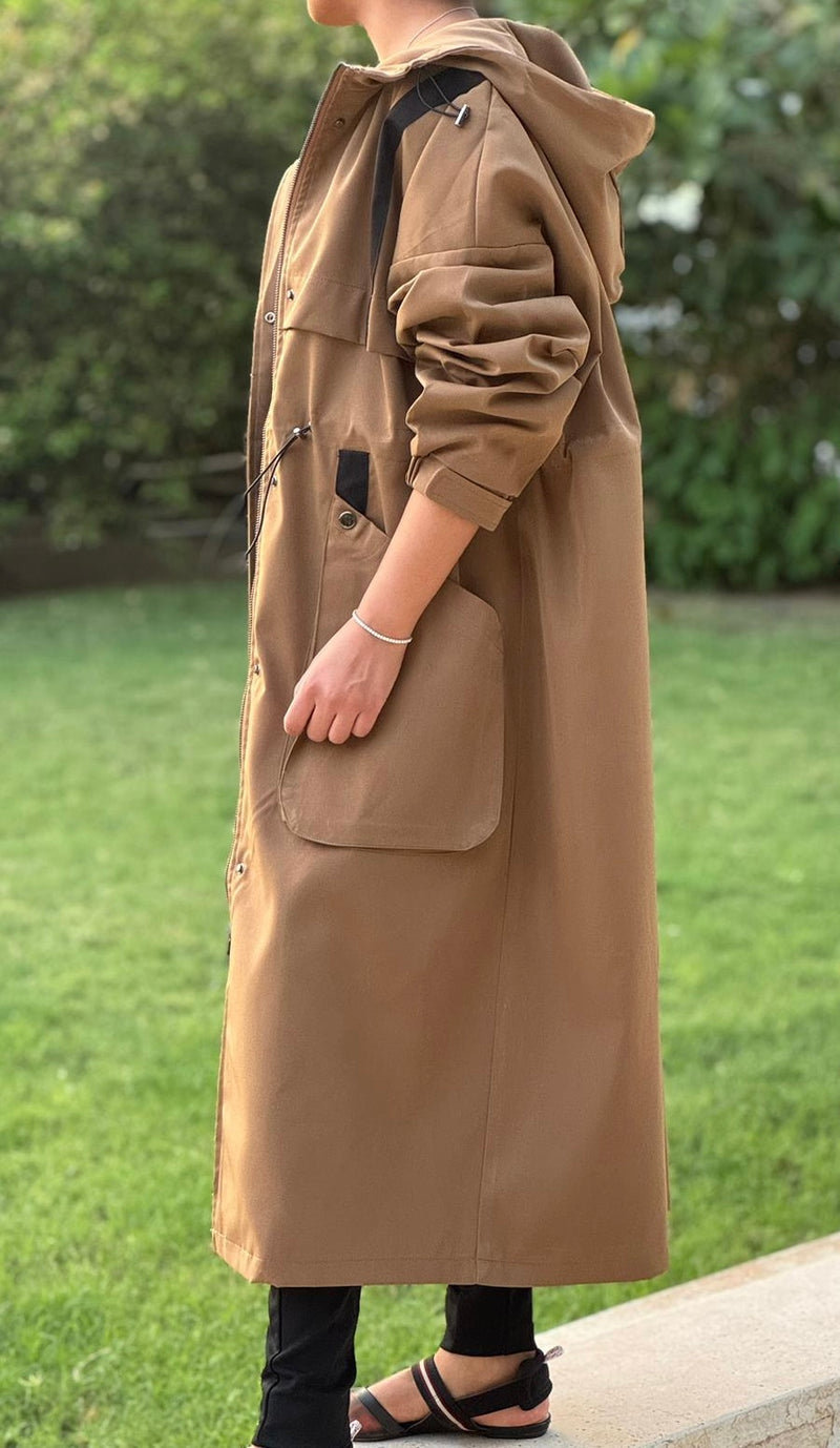 Trench coat with black line