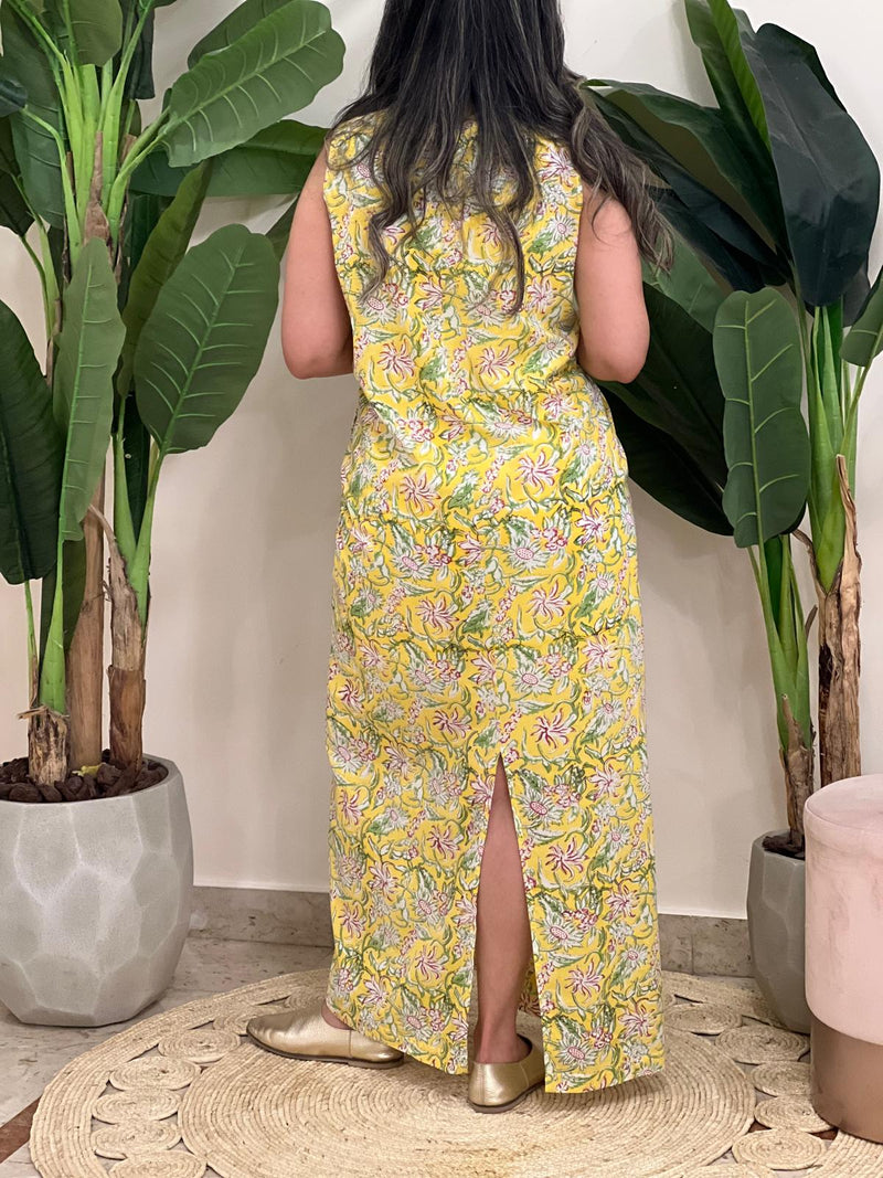 sleeveless patterned dress (available in colours)