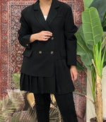 Pleated black jacket