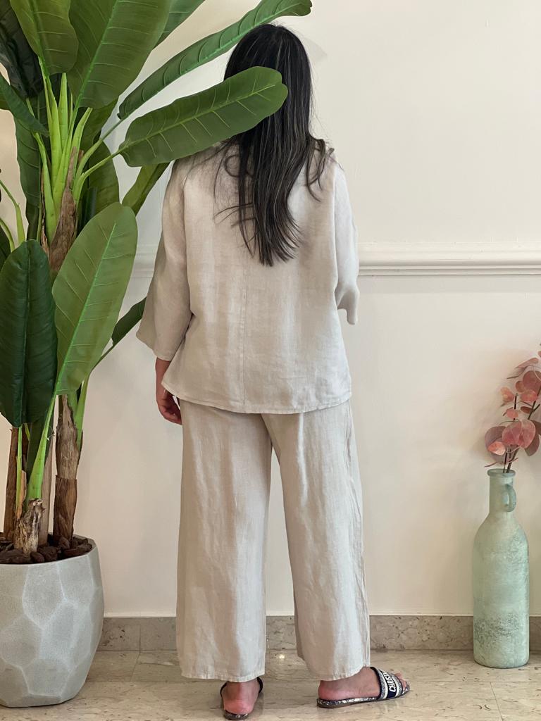 Beige linen set