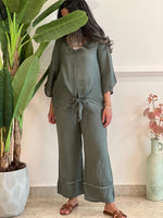 Olive linen set