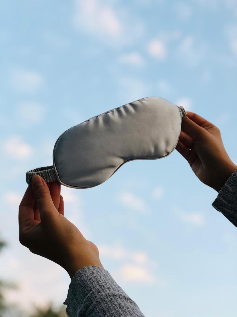 Silk eye mask