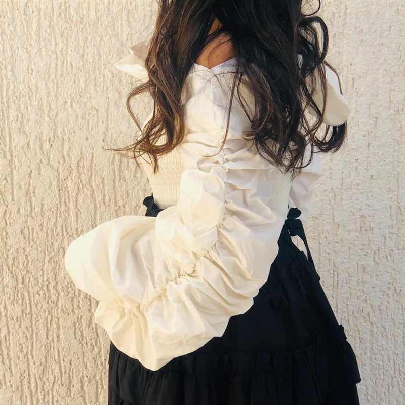 off shoulders cropped white top